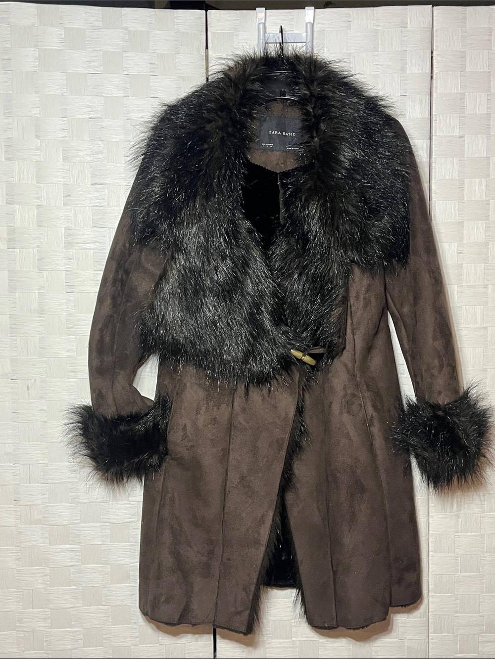 Zara Brown Faux-Suede Coat with Faux-Fur Size Large Beautiful Eye Catching